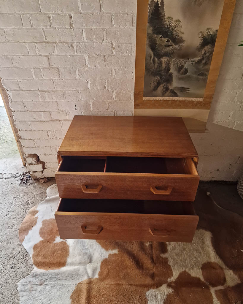 Mid Century G Plan Small Oak Chest of Drawers Brandon E Gomme