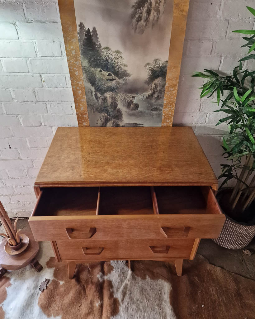 Mid Century G Plan Medium Oak Chest of Drawers